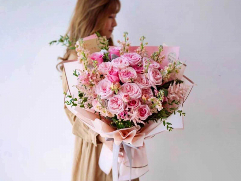 Dịch Vụ Tặng Hoa Ngày 8/3 Và 20/10 Đẹp